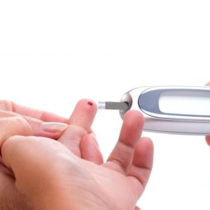 7 Tips For Testing Your Blood Sugar with Less Finger Pain